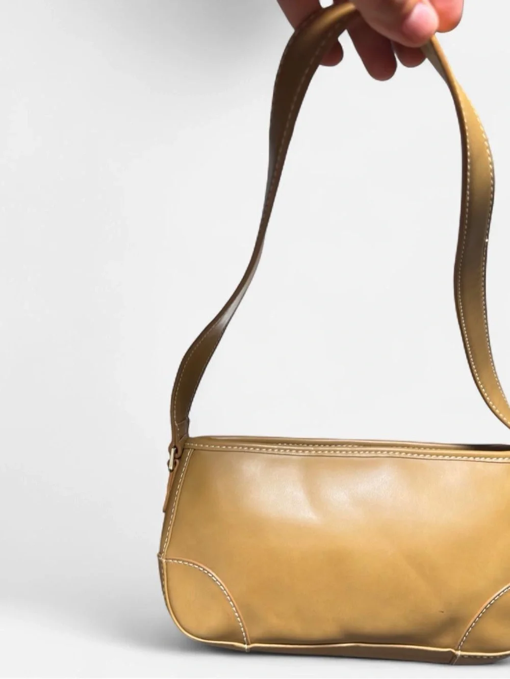 Y2K Vintage Villager by Liz Claiborne Tan shoulder bag